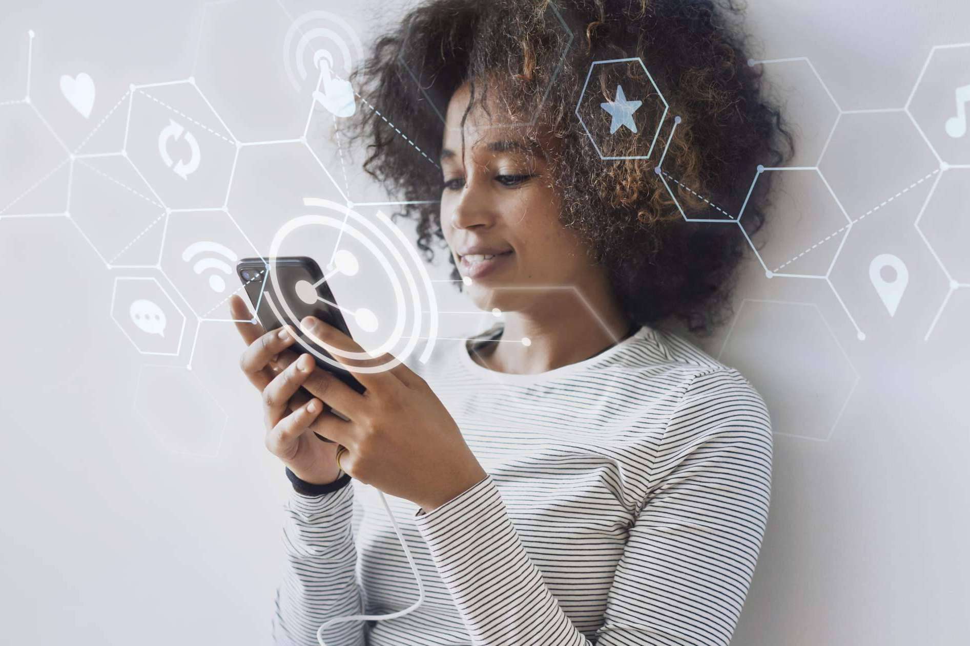 Tendencias emergentes en tecnología en Latinoamérica y Europa; Una perspectiva de educación financiera